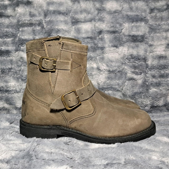 Chippewa Boots Crazy Horse Ladies Engineer 7" boots - Picture 1 of 7